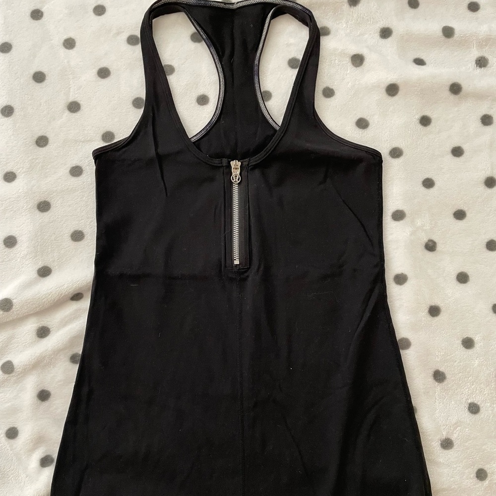 Lululemon tank top